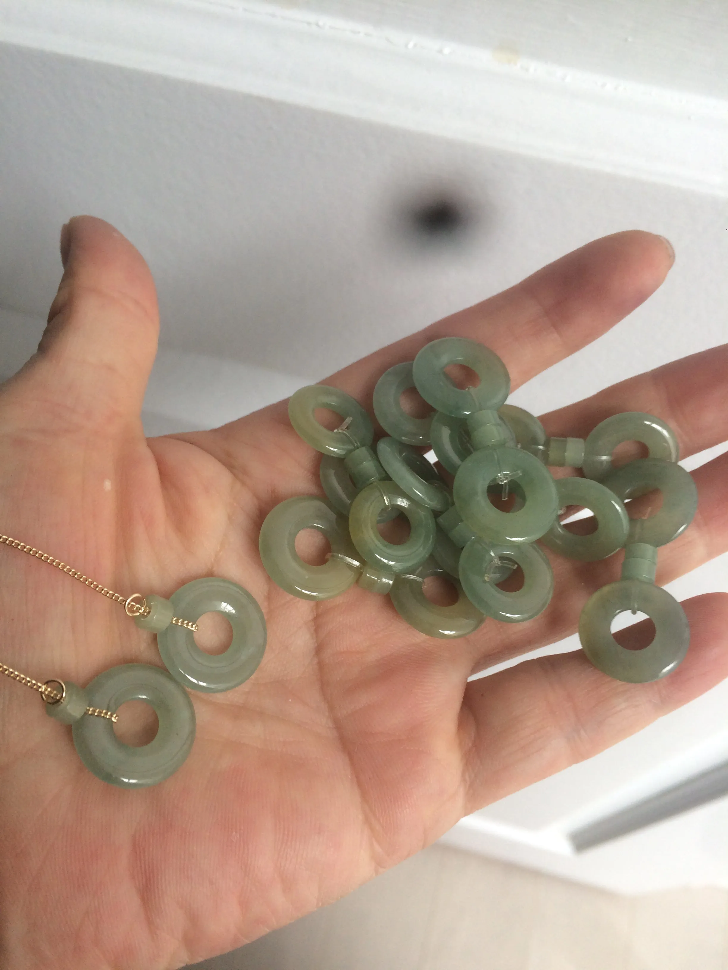 100% Natural watery safe and sound mom and daughter buckle dangling jadeite Jade earring AS2