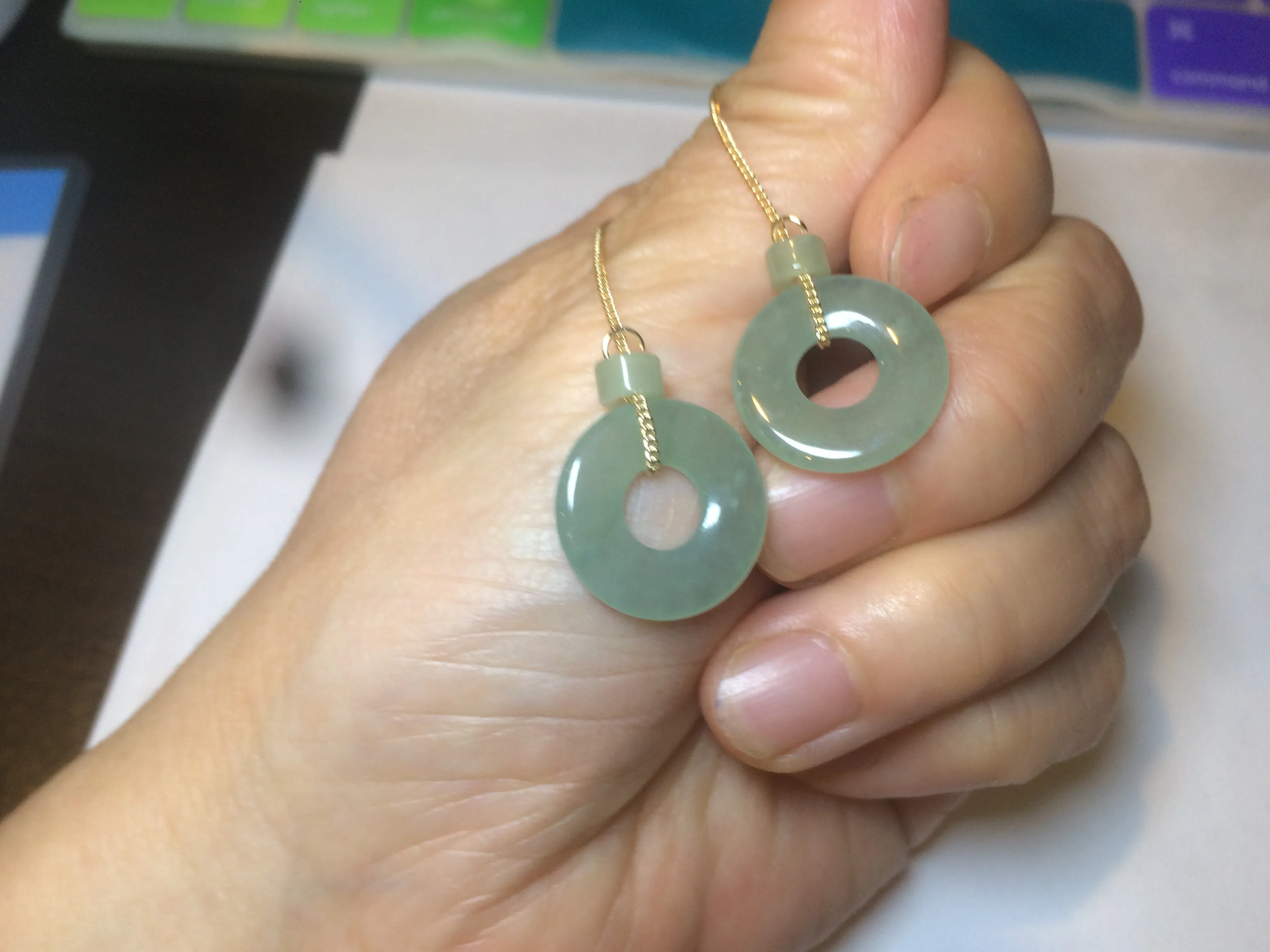 100% Natural watery safe and sound mom and daughter buckle dangling jadeite Jade earring AS2