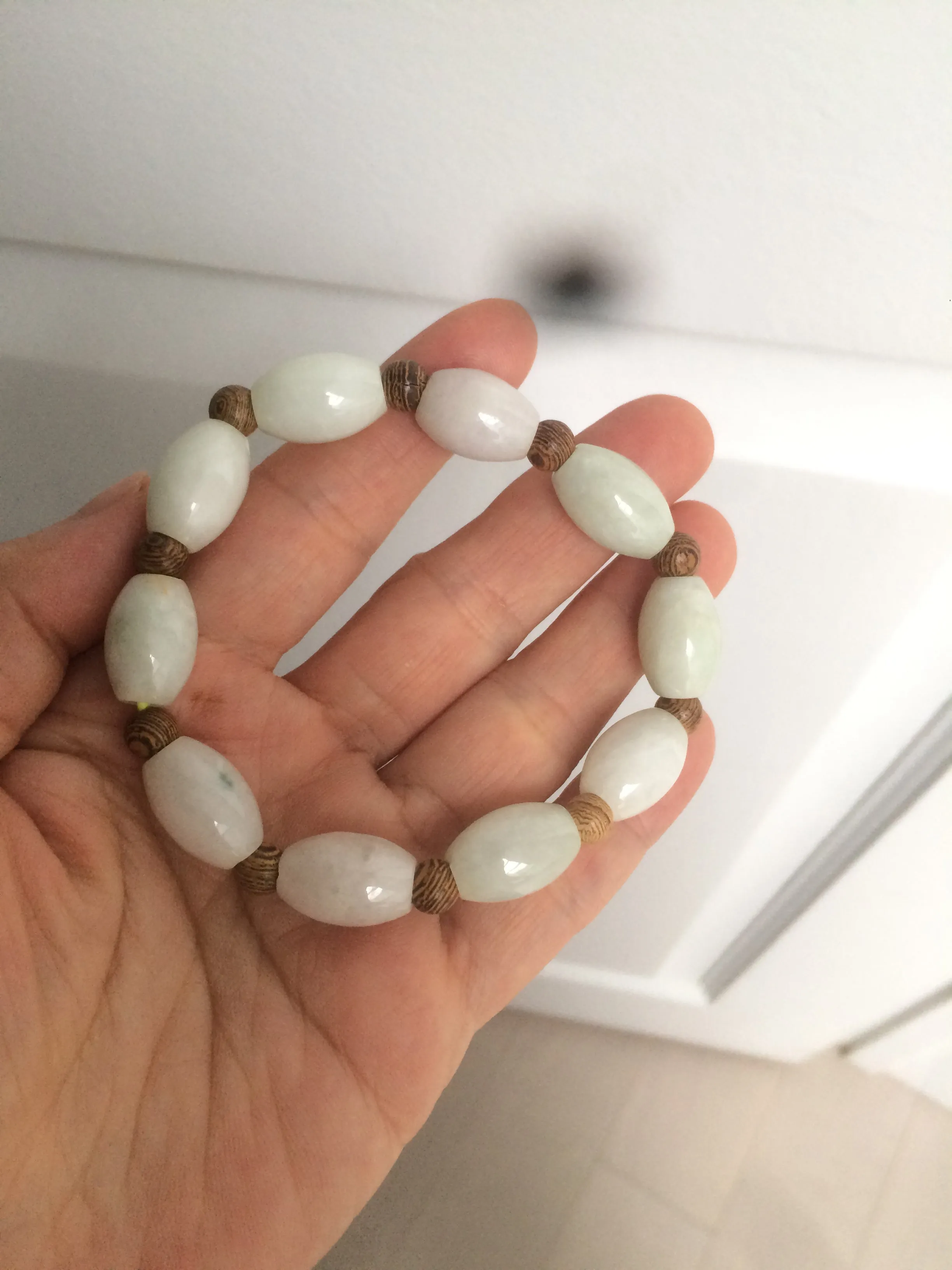 13x10mm 100% natural type A green jadeite jade olive shape(LU LU TONG) beads bracelet C33