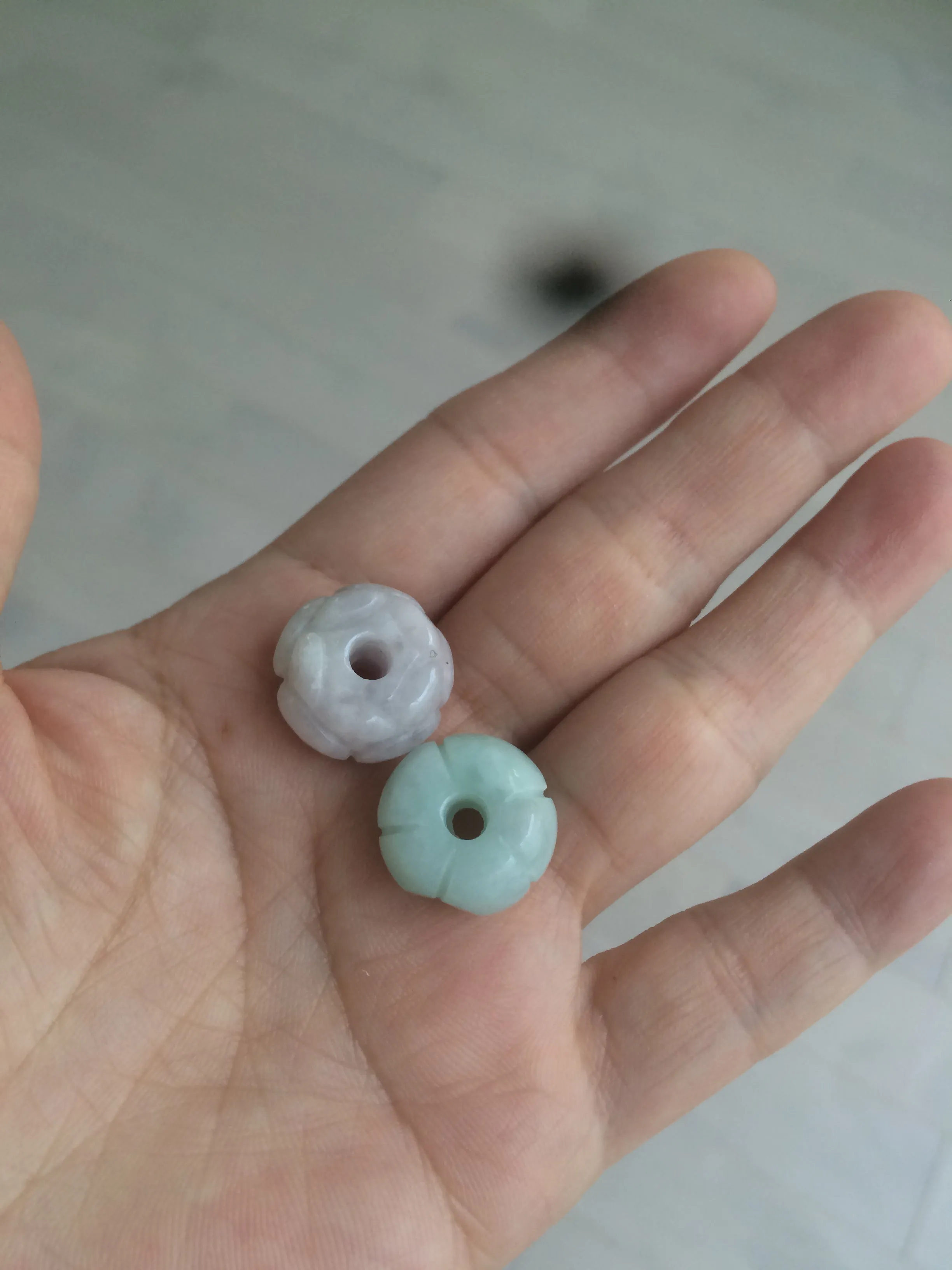 16mm 100% natural light green/purple carved lotus jadeite jade beads K120