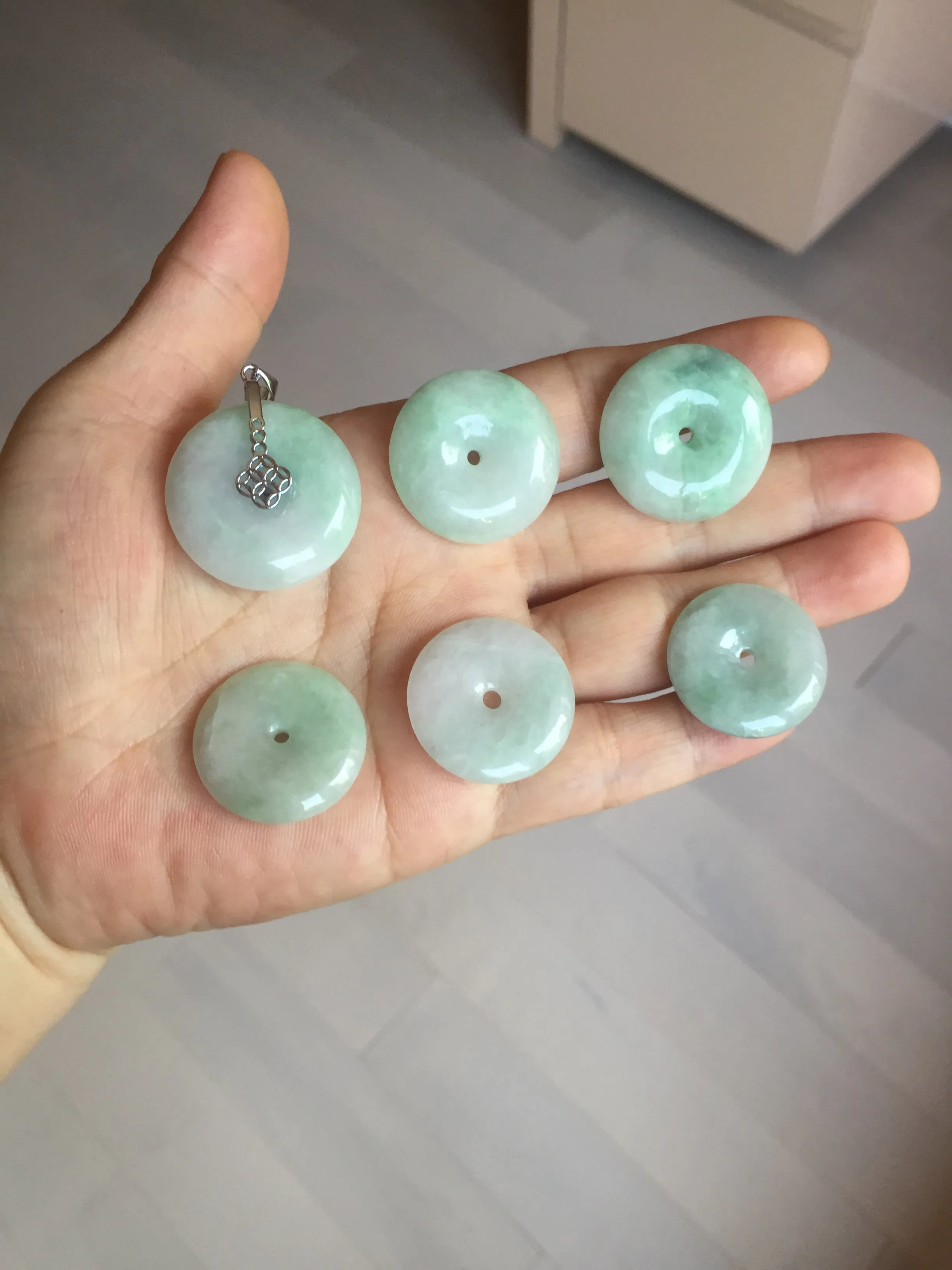 23.5-27.7mm 100% Natural apple green/white jadeite Jade Safety Guardian Button(donut) Pendant group BK112