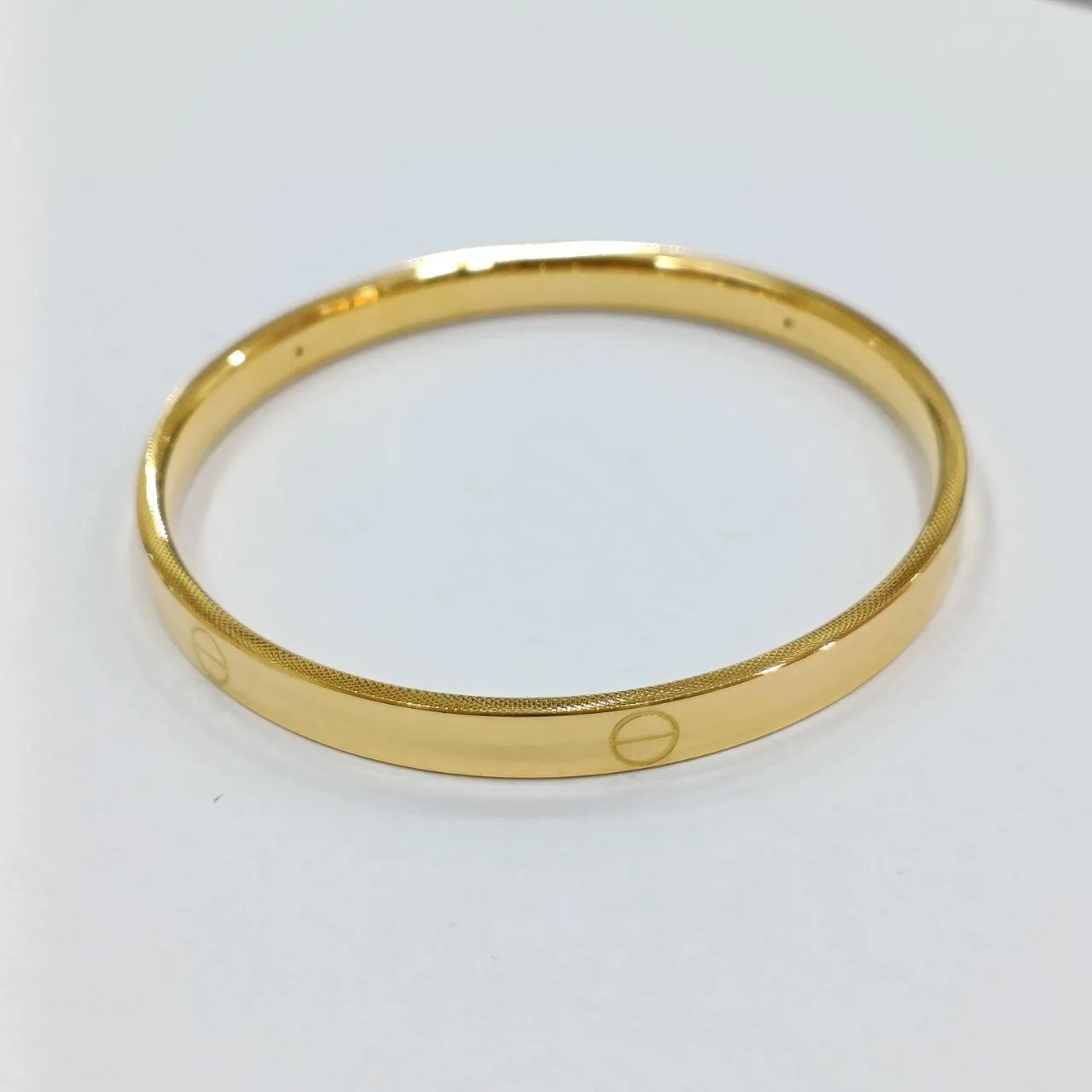 24K / 999 Gold C design no lock bangle