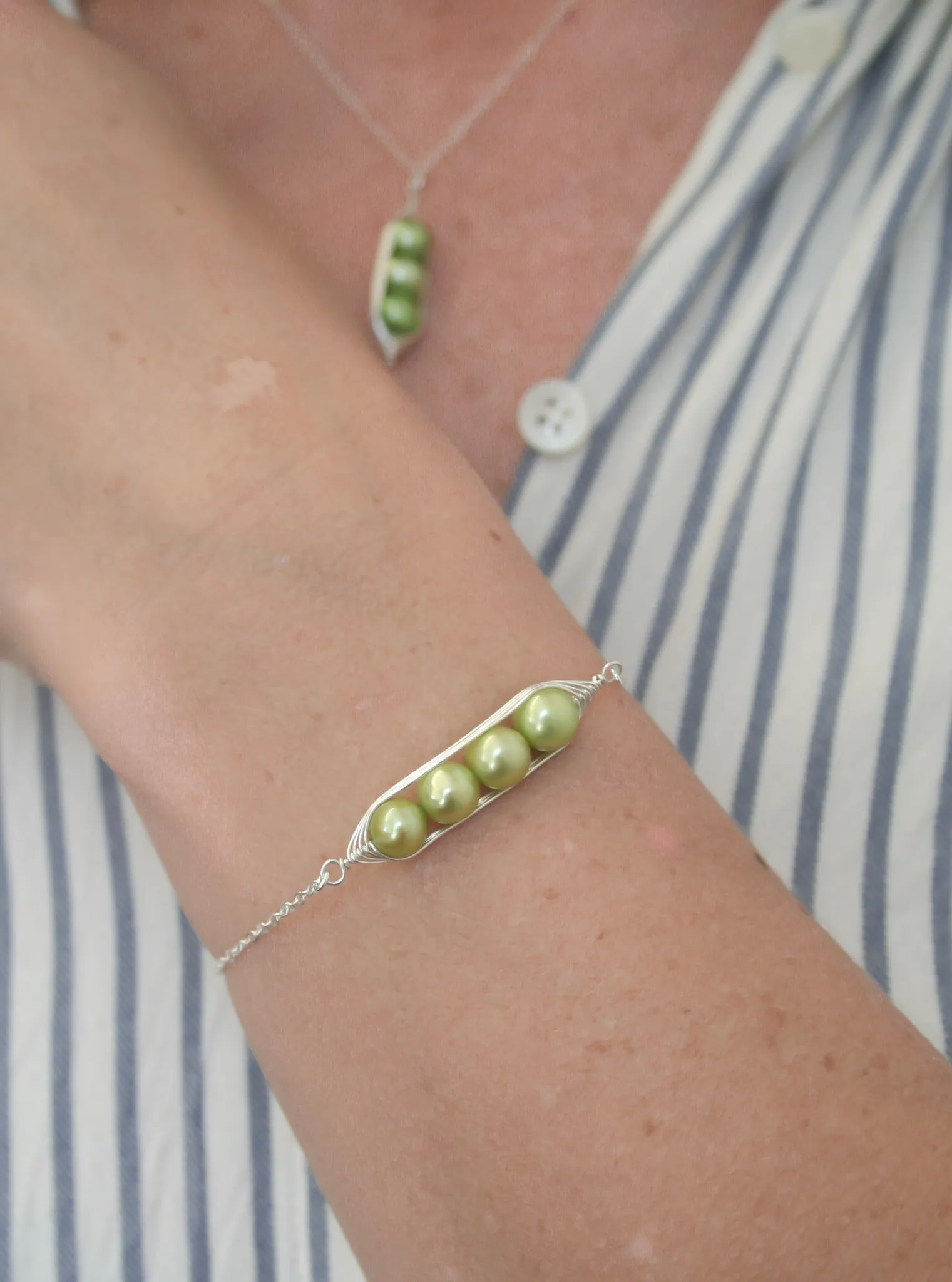 Four peas in a pod bracelet [made to order]