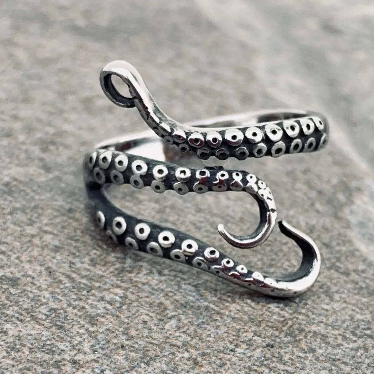 Octopus Tentacle Ring - Silver - R180