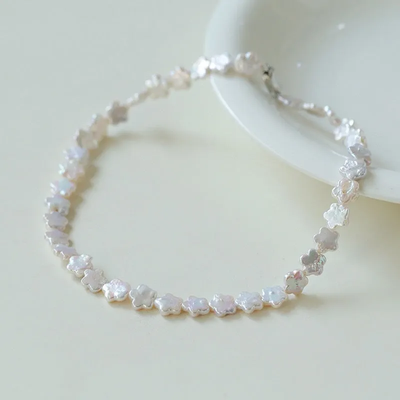 Petal Baroque Pearl Chocker