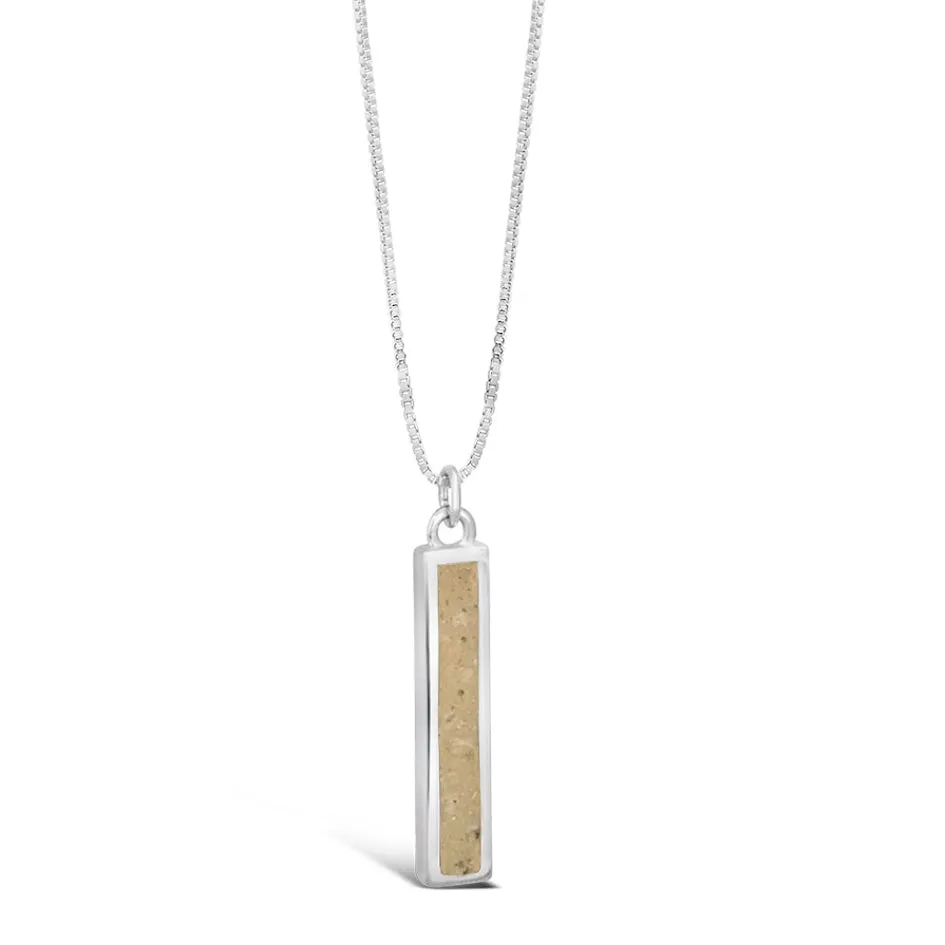 Petite Dune Bar Necklace