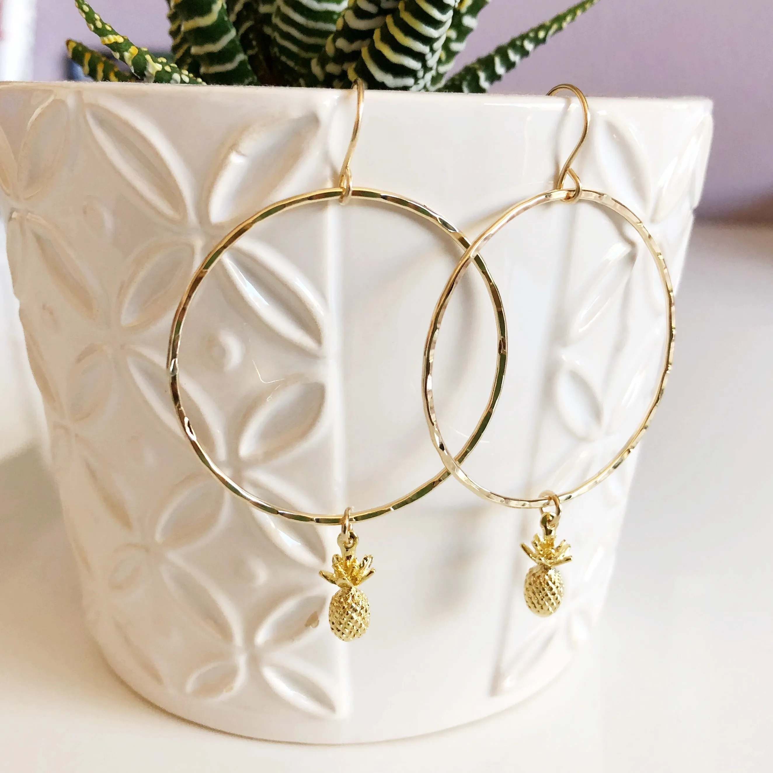 Pineapple hoop earrings (E456)