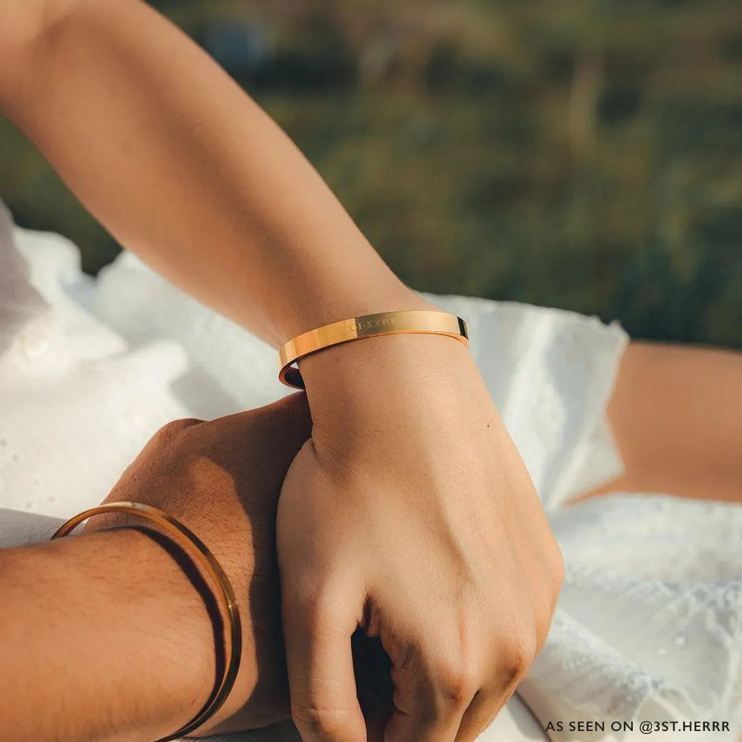 Signature Classic Bangle