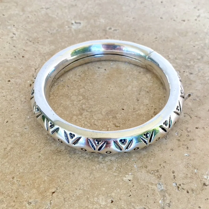 Silver Kutchi Hollow Bangle