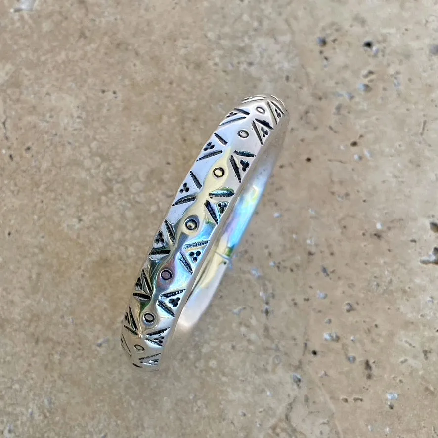 Silver Kutchi Hollow Bangle