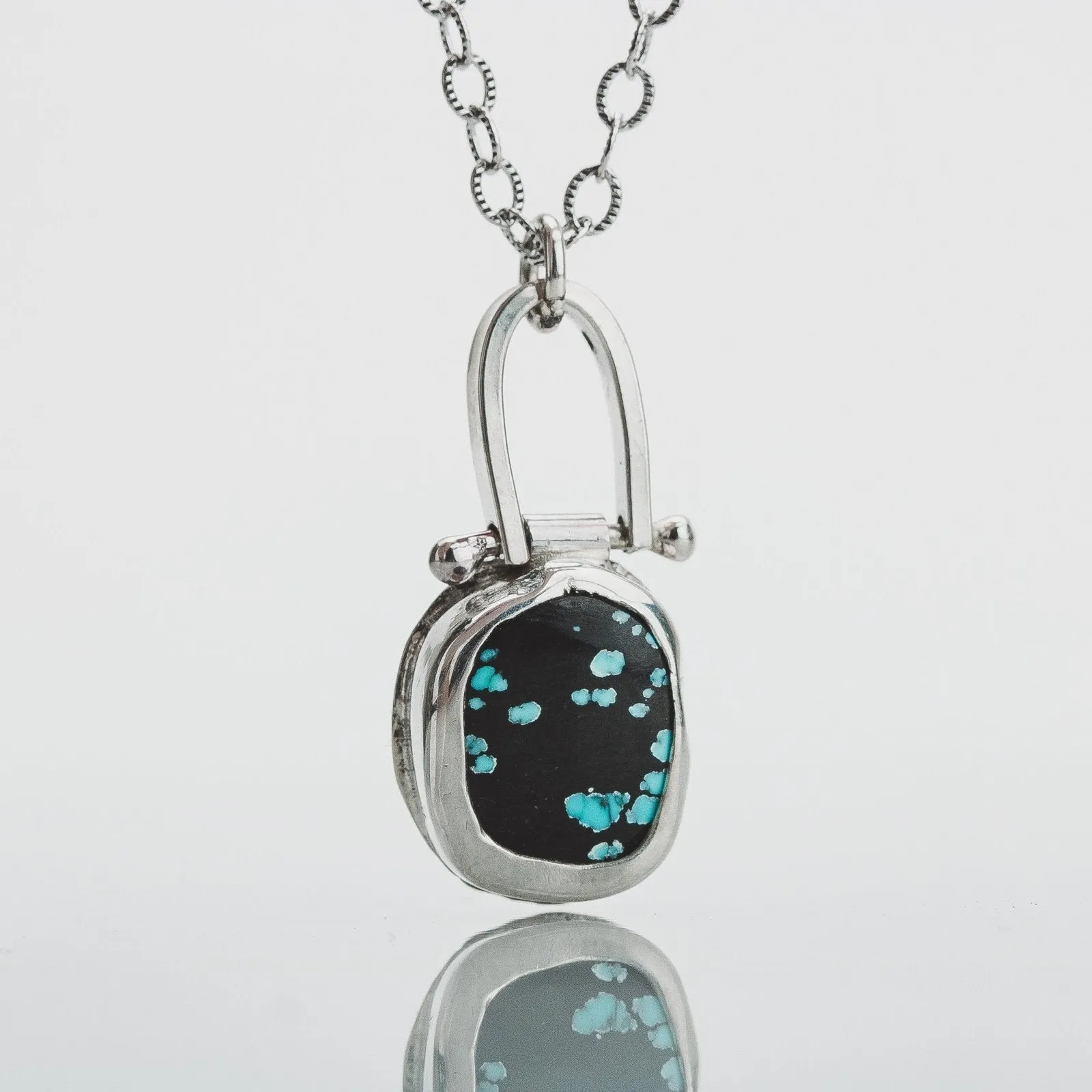 Spotted Cloud Mountain Turquoise Hinge Necklace