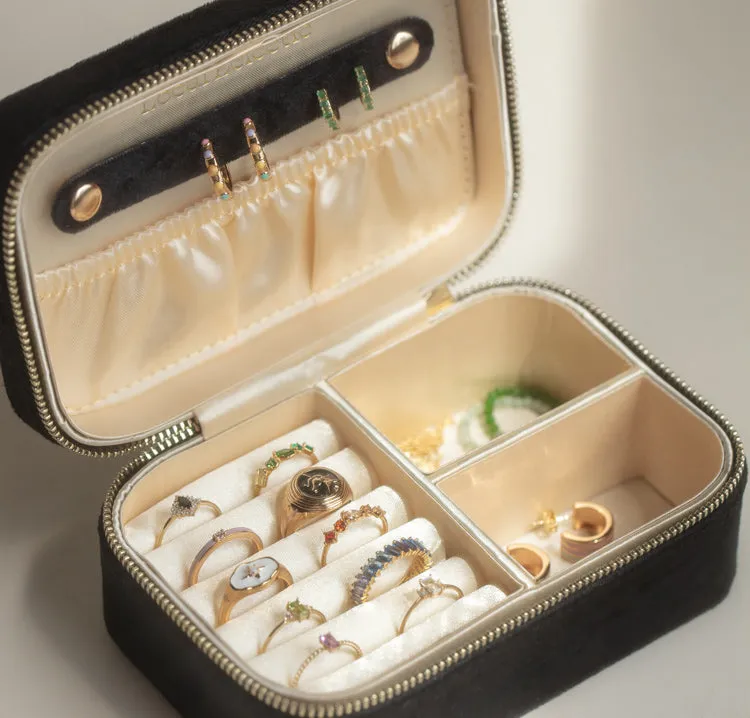 The Getaway Travel Jewelry Case